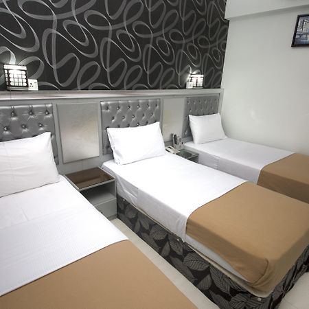 White Fort Hotel Dubai Exteriör bild