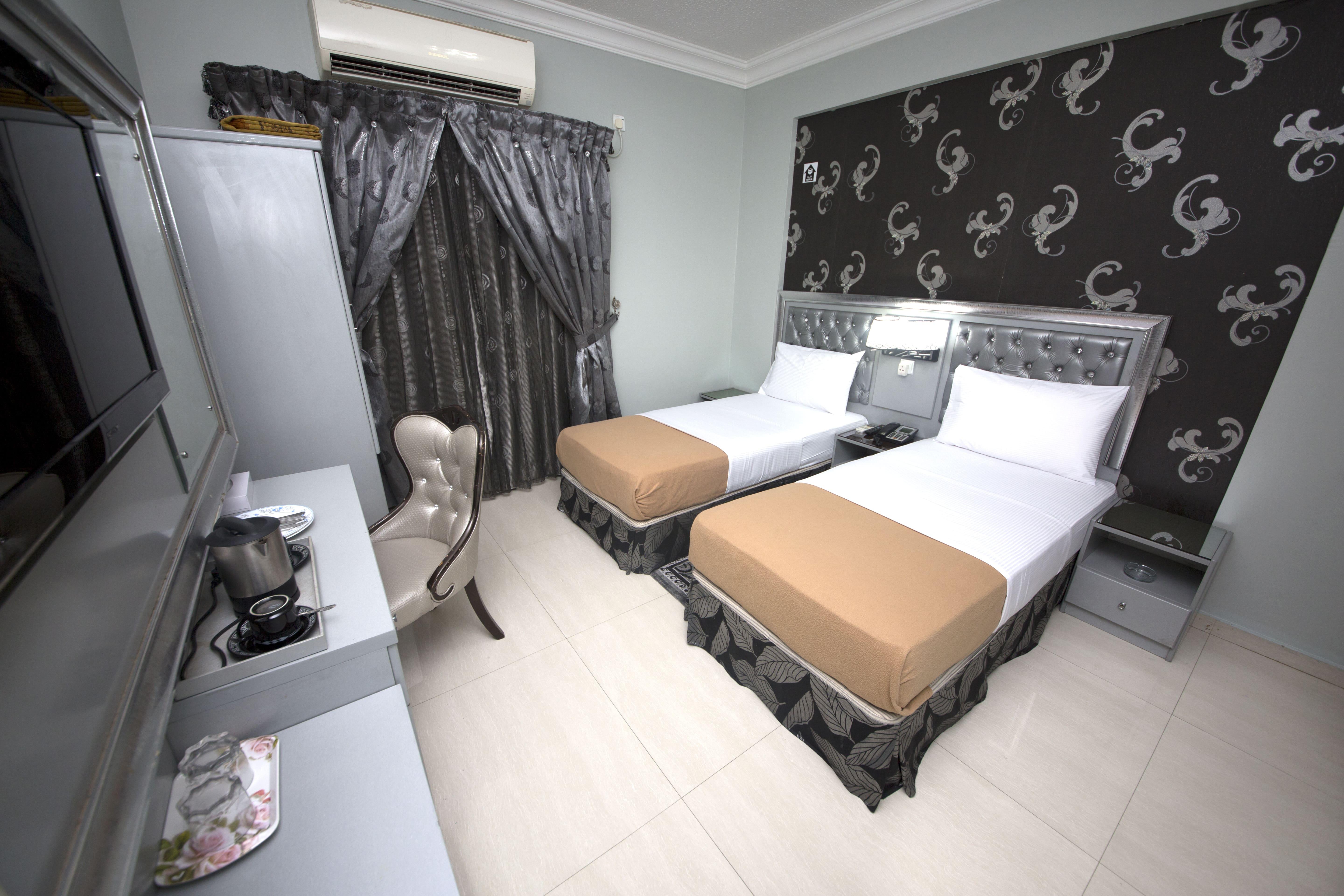 White Fort Hotel Dubai Exteriör bild