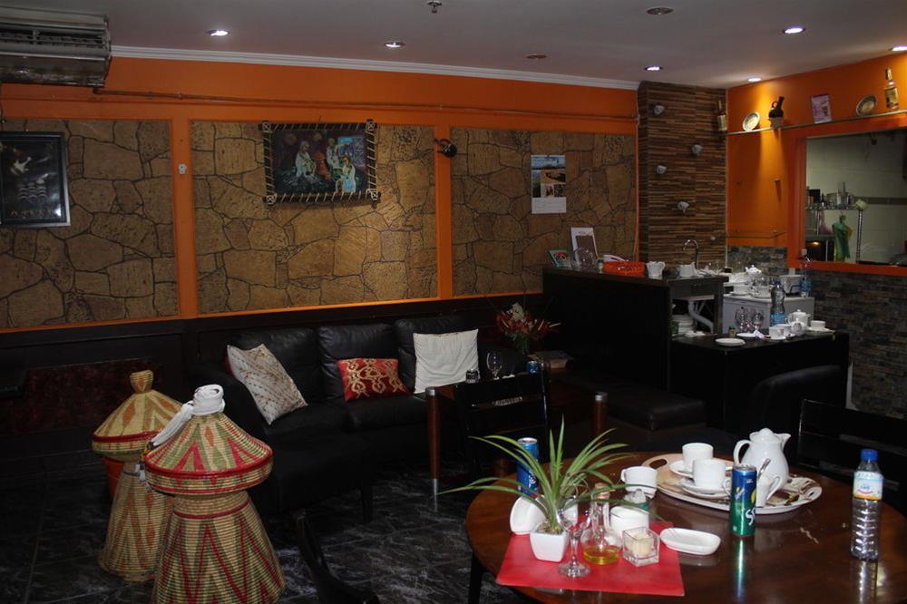 White Fort Hotel Dubai Exteriör bild