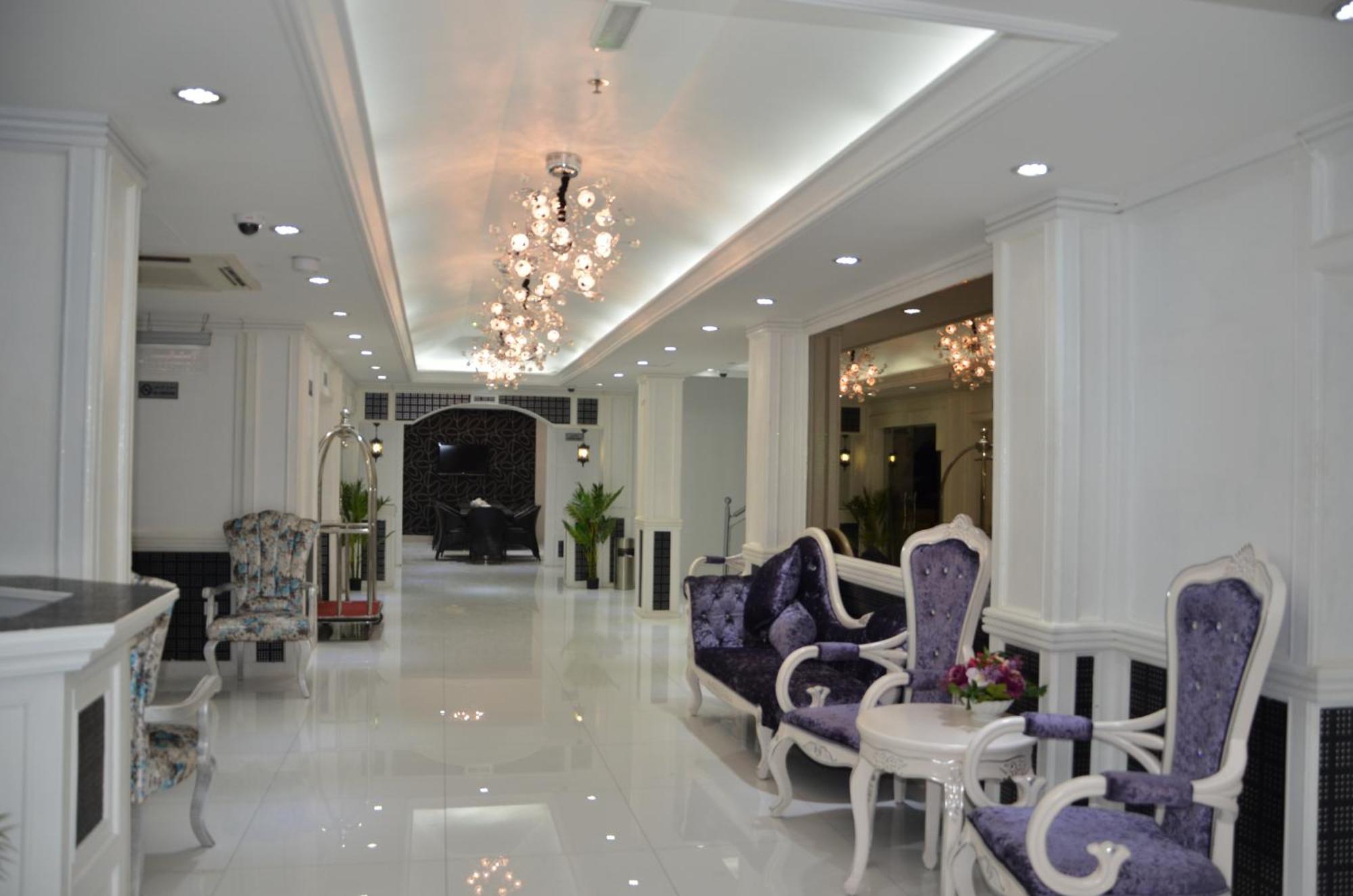 White Fort Hotel Dubai Exteriör bild